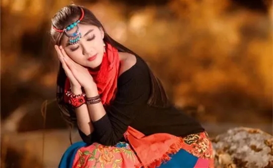 102.webp.jpg 102.webp.jpg